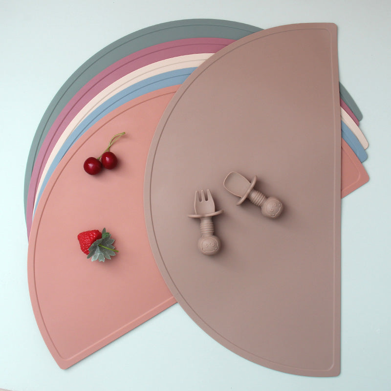 Food Grade Silicone Round Children Waterproof Placemat Maroon Asteria
